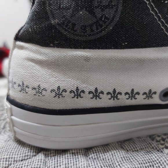 Converse - Picture 11 of 15